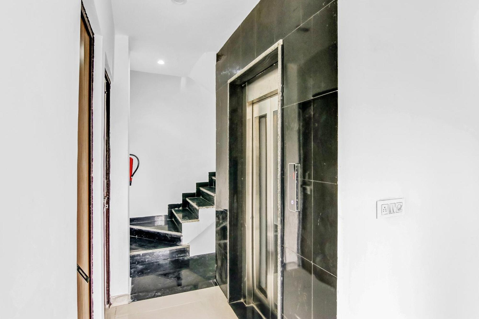Flagship Hotel Secret Mirage Near Rithala Metro Station Νέο Δελχί Εξωτερικό φωτογραφία
